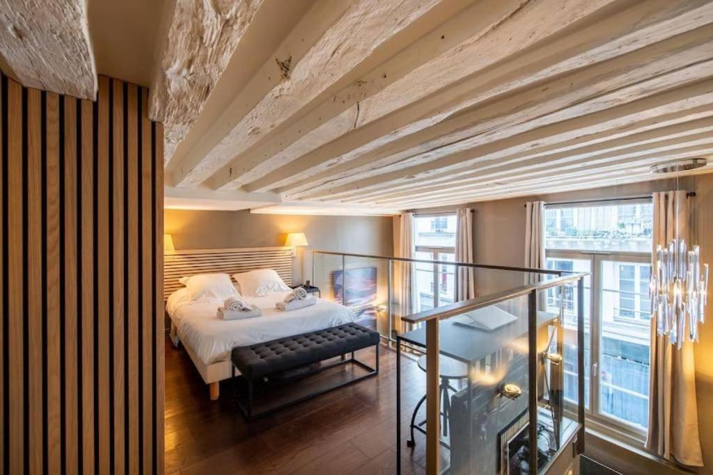 1er - Magnifique Duplex Appartement Parijs